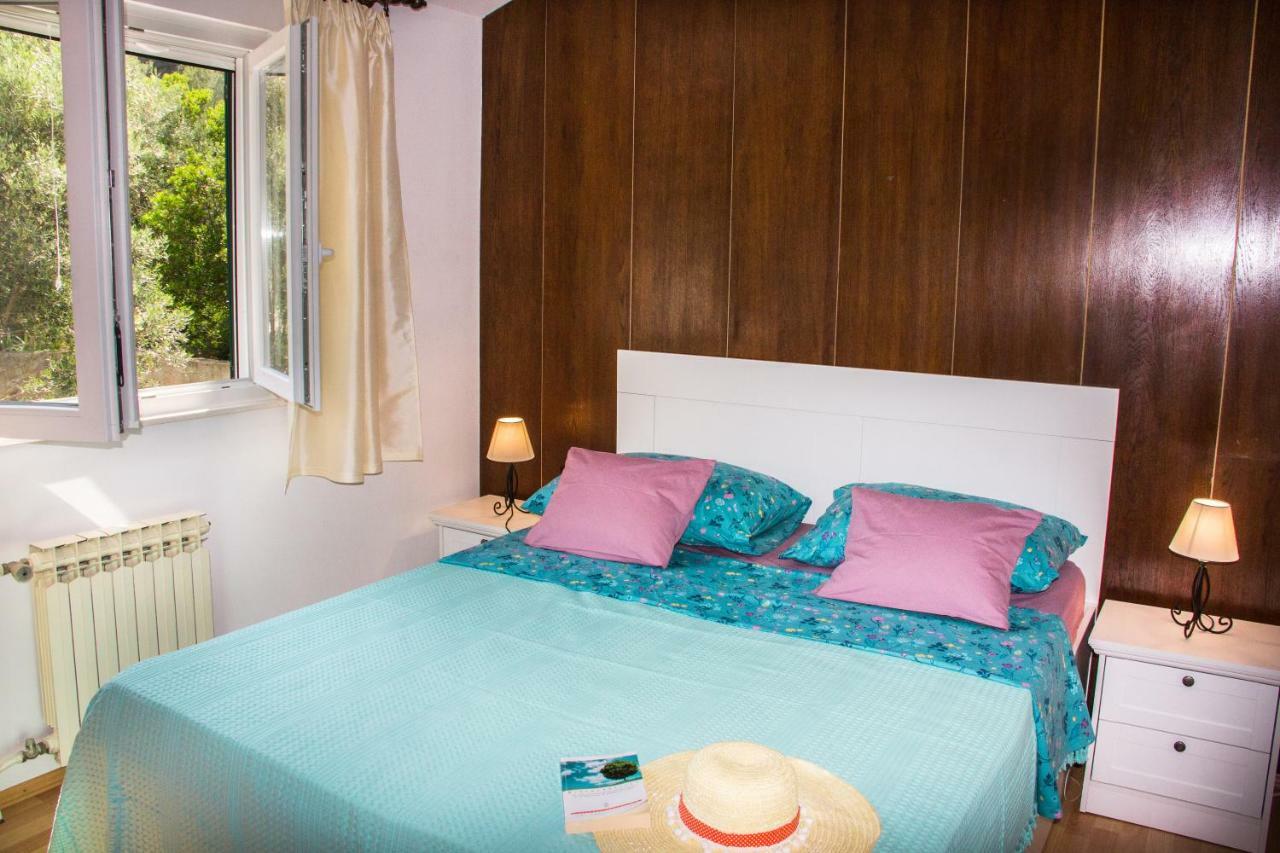 Holiday Home Laurea Supetar Extérieur photo
