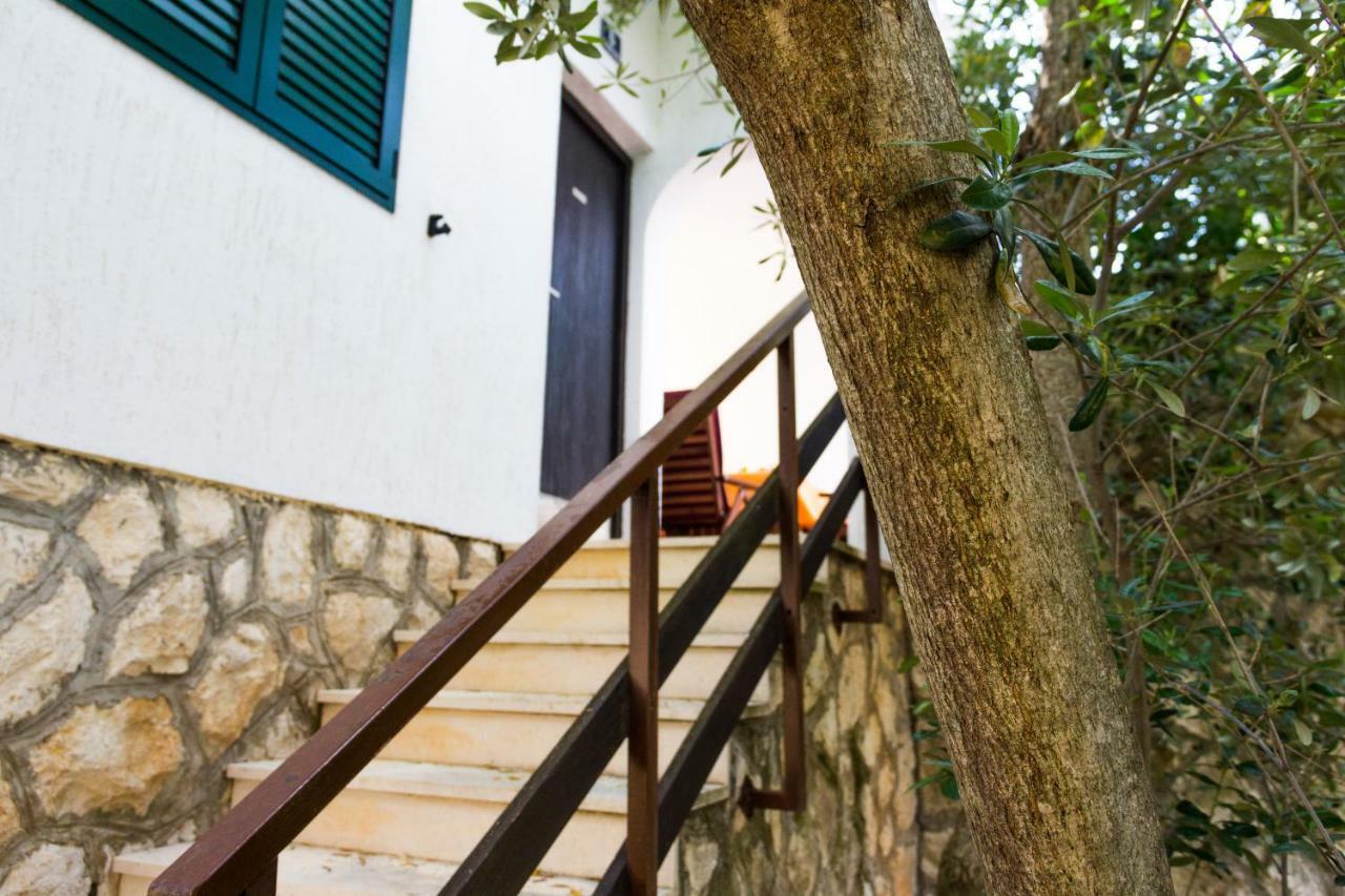 Holiday Home Laurea Supetar Extérieur photo
